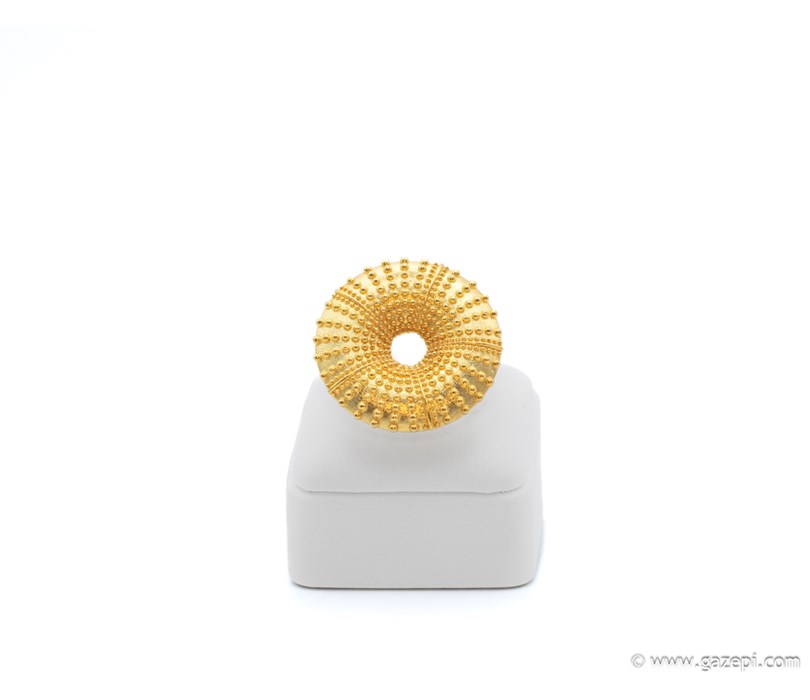 "Sea ​​urchin" Handcrafted ring in gold plated silver 925.